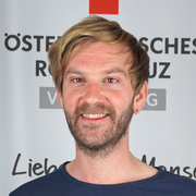 Portraitfoto von David Hahn, Bereichsleiter Jugendrotkreuz, Sachreferent Verkehrserziehung, Kinder- und Jugendschutzbeauftragter