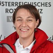 Portraitfoto von Sandra Neuhauser, Kindr- und Jugendgruppenrefertin Wolfurt