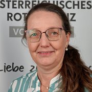 Portraitfoto von FI Dipl. Päd. Aangelika Walser BEd, Sachreferentin Stv. Lesen und Medienkultur